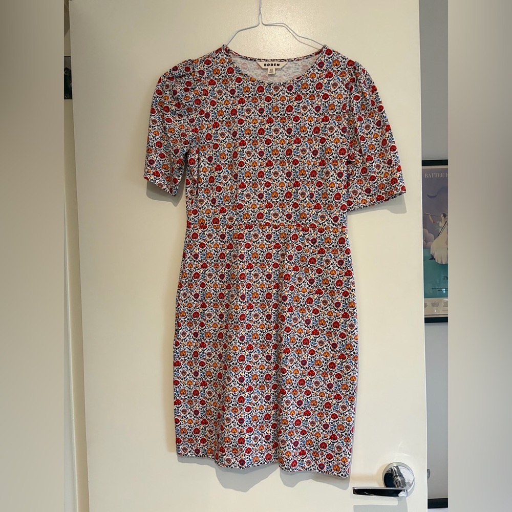 Petite Boden Floral Dress